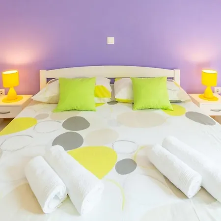 Simi- With Seaview Apartment Milna (Brac)
